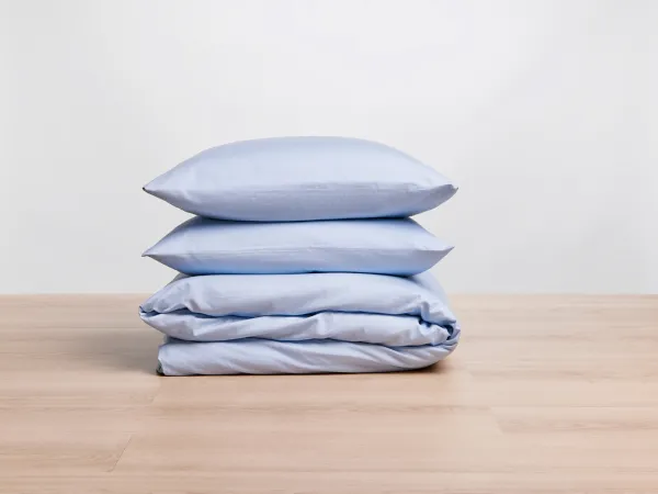 Essential bedding set