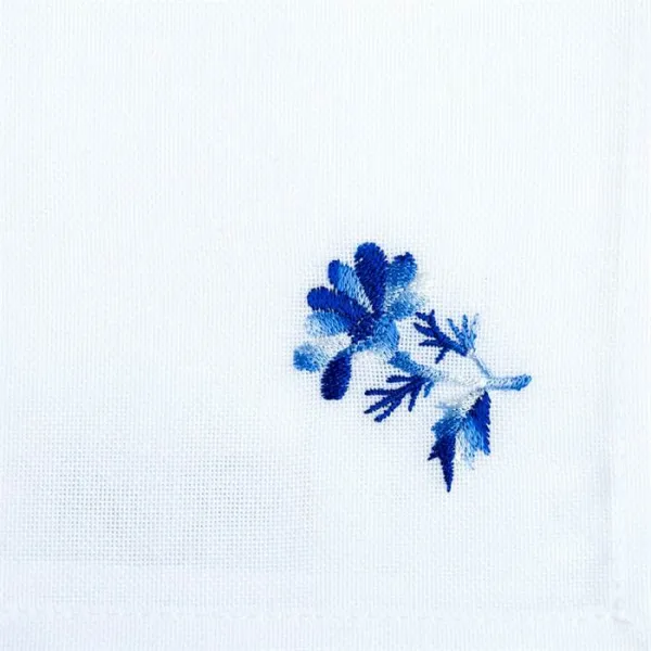 Langkilde & Søn fabric napkin - Zinnia - Blue flower